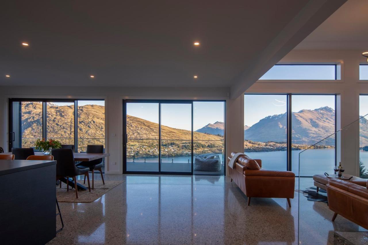 Sky Villa A Luxurious Villa Lake Views Gas Fire Queenstown Exterior foto