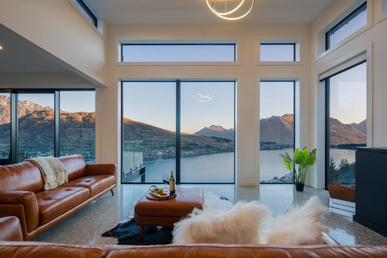 Sky Villa A Luxurious Villa Lake Views Gas Fire Queenstown Exterior foto