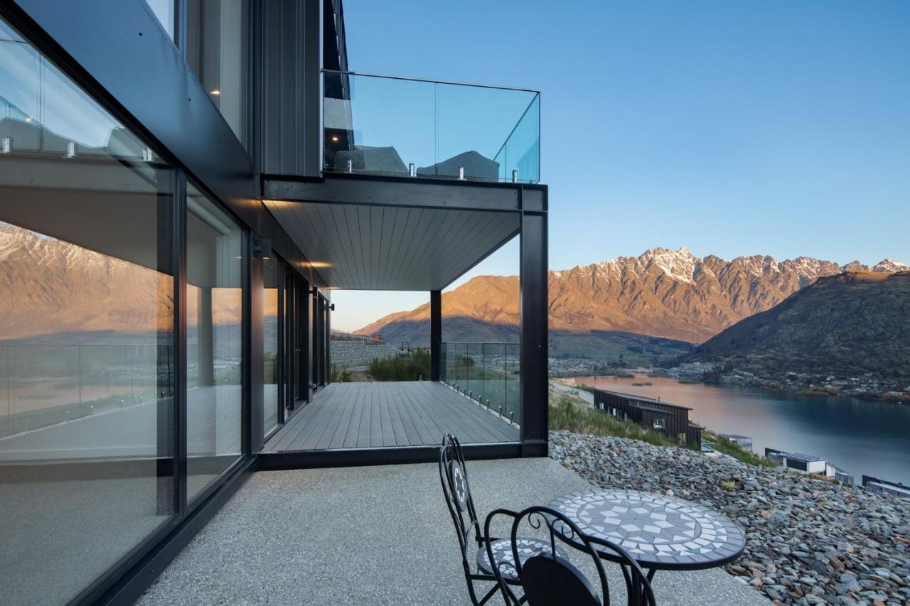 Sky Villa A Luxurious Villa Lake Views Gas Fire Queenstown Exterior foto